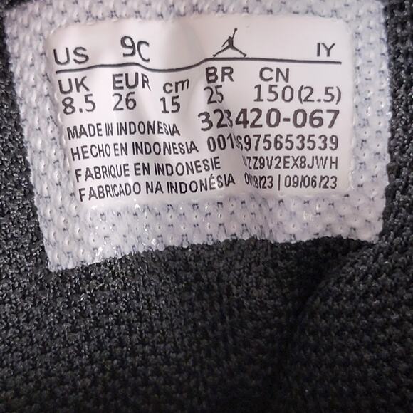 Jordan 6 Rings "Black/University Red/White" Toddler Boys' Shoe-323420 067 Sz 9c - Picture 8 of 9